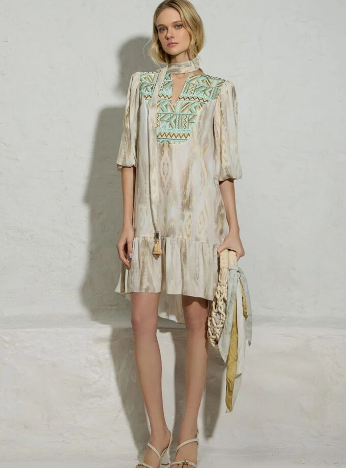 VESTIDO PALA TECIDO BORDADO COM FAIXA