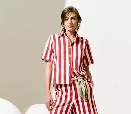 BERMUDA ESTAMPADA COM LISTRAS