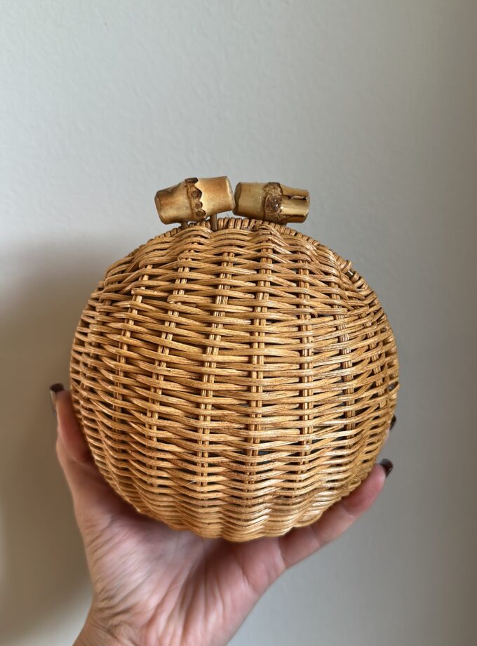 CLUTCH REDONDA DE PALHA