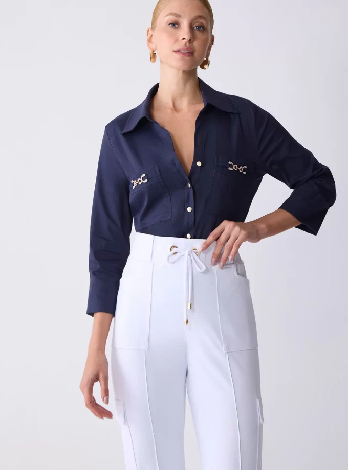 CAMISA COM GOLA EM V