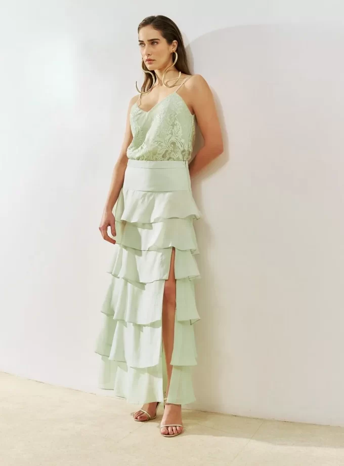 CONJUNTO BLUSA ALCINHA RENDA E SAIA BABADOS