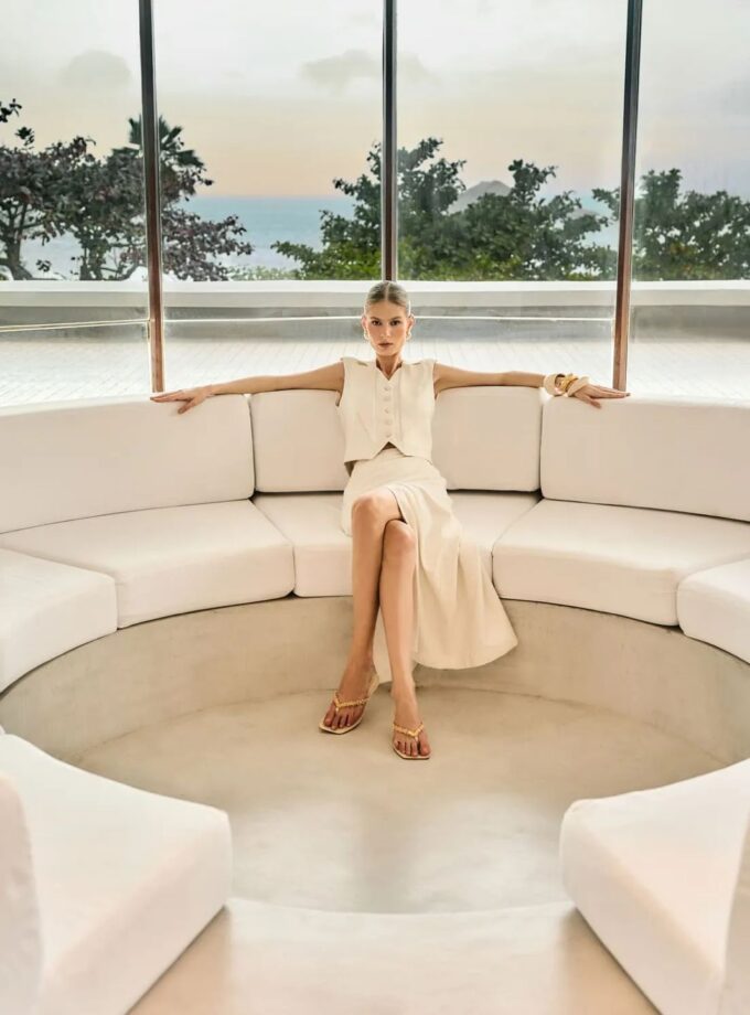 CONJUNTO COLETE C LAPELA E SAIA MIDI