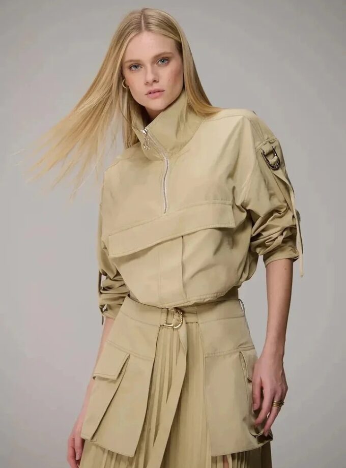 JAQUETA GOLA ALTA PALA VELCRO FRENTE