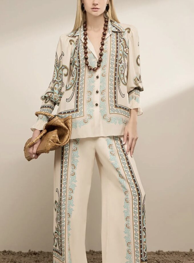 BLUSA ESTAMPA ABOTOAMENTO FRENTE