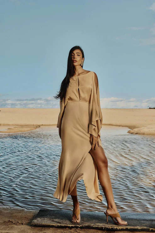 VESTIDO LONGUETE OMBRO A OMBRO