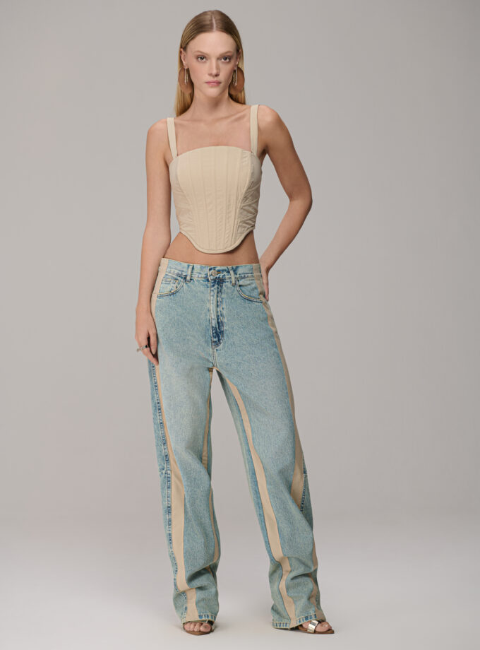 CALCA JEANS RETA COM RECORTE ESTILO SPORT CM LISTRAS